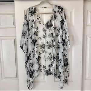 Audrey 3+1 Floral Kimono